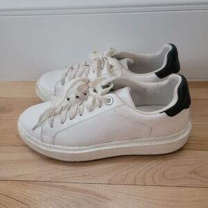 Steve Madden Catcher Platform Sneaker Size 8.5